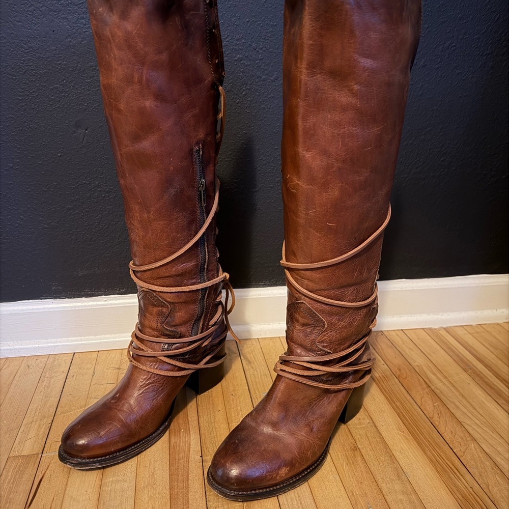 Freebird Coal boots in cognac - Picture 2 of 8